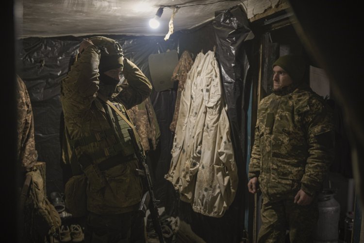 Nuclear fears mount as Ukraine crisis deepens