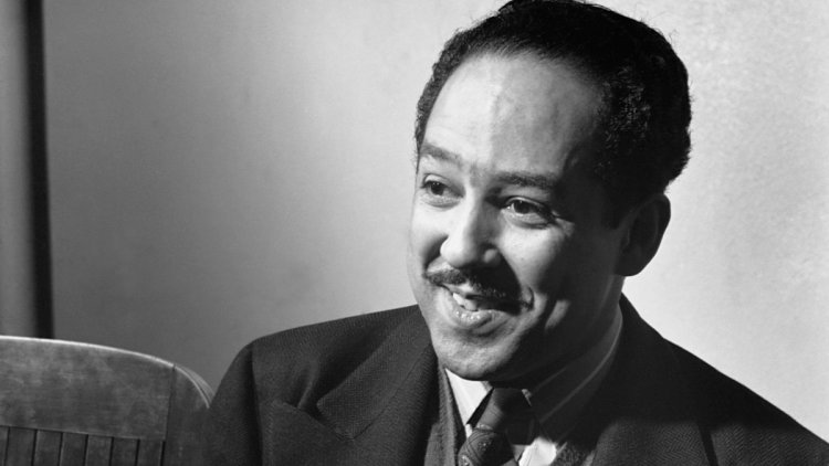 Langston Hughes' Path to Becoming the ‘People’s
Poet’