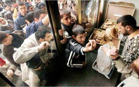 Gaza Residents Turn Against Hamas Amidst Growing Humanitarian Crisis