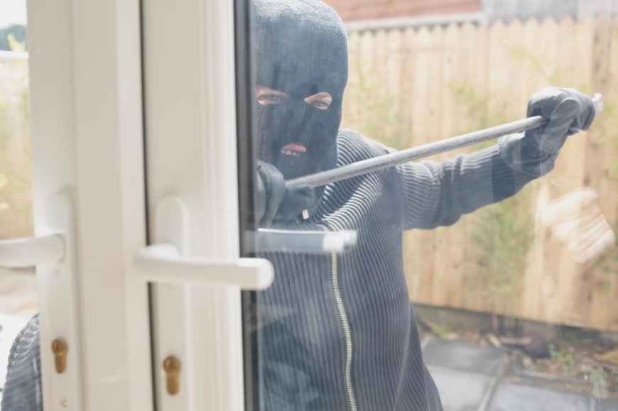 Ex-Burglar Jennifer Gomez Turned Home Safety Guide: Easy Tips to Secure Your Home