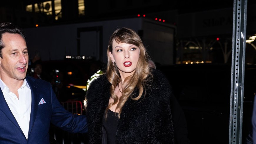 Taylor Swift's Unique Style Statement Lights Up Movie Night