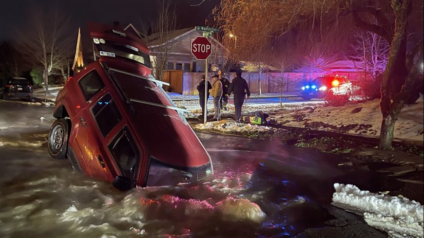 Vancouver Sinkhole Incident: Washington Couple's Shocking Car Plunge Captured in Video